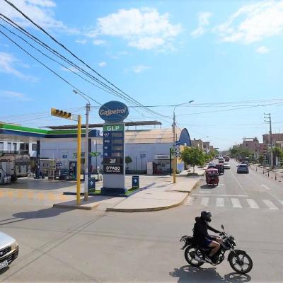 VENTA DE GRAN ALMACÉN EN CHICLAYO